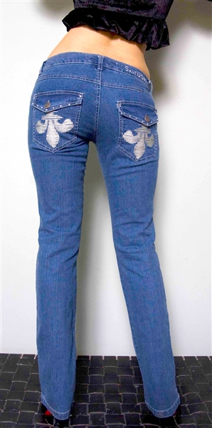 Low-Rise Jeans